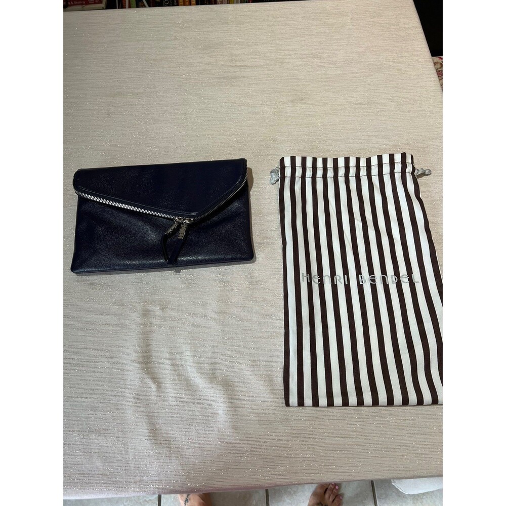 Henri Bendel bag
